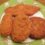 ディオ - ｶﾆｸﾘｰﾑｺﾛｯｹ、白身フライ、メンチカツ、牛ｺﾛｯｹ　各税抜37円(2019.02.13)