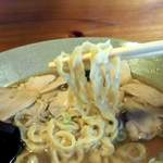 そば処 たわら屋 - 麺　独特！