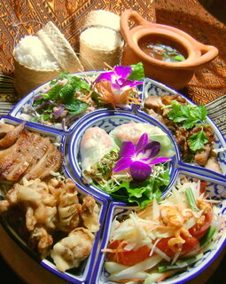 キンカーオ - ラオス料理！チャンパーコース！