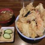 山車蔵 - 海鮮丼・1500円