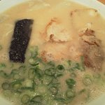 久”留米 大龍ラーメン - ワンタン麺（750円）