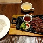 STEAK × WINE 肉バル LIMIT DISH - ハラミステーキ定食
