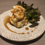 Kakurega Koshitsu Izakaya Chacha Shigure - 追加したポテトサラダ。
                        これはハマる