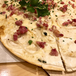 Paulaner am Dom - 顔色は悪いが素朴で旨し！