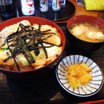 くつろぎ亭ひこべえ  - カツ丼（ヒレ）　756円