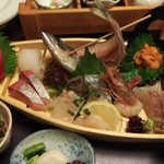 日本料理 魚つぐ - 舟盛り御膳の舟盛り