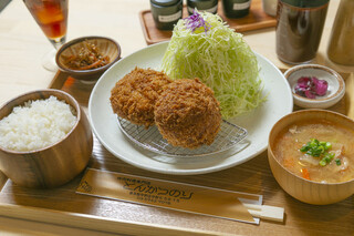 Buta Niku Semmon Ten Tonkatsu Nori - メンチカツランチ