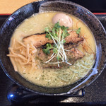 らーめん仙代 - 鶏白湯塩 大盛り ¥780+¥90
      煮卵トッピング ¥90