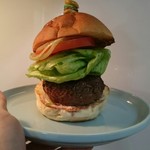 峰屋 - 自家製スキッパーズ２，０風ハンバーガー♡