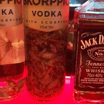 肉バル パンとサーカス - サソリやタガメ？のお酒