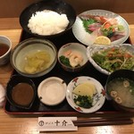 蕎麦と魚 十介 - 海鮮丼＝８８０円 税別