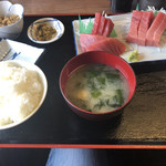 はまゆう - まぐろ刺身定食