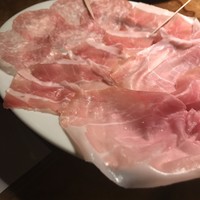 カルネジーオ イースト - 