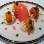 雲丹とういきょうのブラマンジェ　緑健トマトのエッセンス　バジルをアクセントに