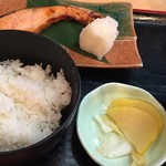 Shouya - サーモン西京焼き定食