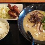 極とんラーメン - 極とんラーメン唐揚げセット　税込890円（2019.02.14）