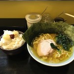 家系ラーメン ジェット家 - 