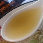 麺や 雷桜 - 【2019.2.15(金)】らーめん(並盛・210g)680円のスープ