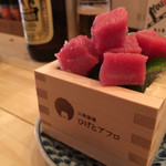 大衆酒場 ひげとアフロ - 名物升盛り中とろ