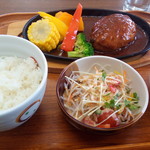 キッチンファーム エフズ ゲート - デミグラスハンバーグ