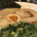 めんくみ - しょうゆめんくみ。ラーメン。
      旨し。