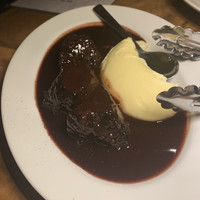 カルネジーオ イースト - 