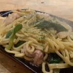 CarneTribe 3rd ホルモン酒場 - ホルモン焼きそば