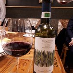 ピッツェリア パーレンテッシ - ワインも自然派が多いです