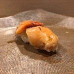 うを徳 - 赤貝（握り）