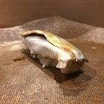 うを徳 - 小肌（握り）