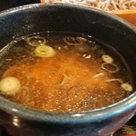 そば処 一庵 - 冷たい肉そばのつゆ