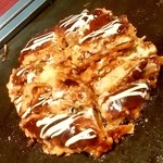 お好み焼 ゆかり - お好み焼 ゆかり＠横浜スカイビル店　豚玉　カット