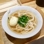 讃岐立食いうどん きりん屋 - ［2018/12］釜かけうどん(450円)＋半熟卵天(120円)