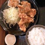 からあげ専門店 橘屋 - 忍者からあげ橘屋で「おろし大根わさびソース定食」750円。