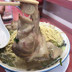 ラーメン福 - チャーシューリフト