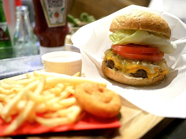 店員さんがイケメン です 艸 By Apricoton ハピネスバーガー Happiness Burger 読売ランド前 ハンバーガー 食べログ