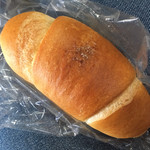 ブルクベーカリー - 塩パン130円
