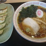 餃子楼おとど餃子食堂 - 