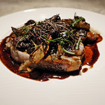 ル・ジャルダン・デ・サヴール - フランス産骨付き仔牛ロースのロースト トリュフソース 筍とトリュフのフリカッセ