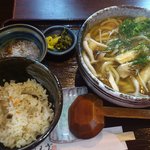 お昼限定20食日替わりランチ800円