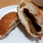 カンテボーレ - ニコニコカレーパン(108円)　断面