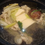 和食処みずの - 豚しゃぶと湯豆腐：中はこんな感じ