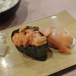 のれん寿司 - うに
赤貝