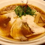 鶏煮込みそば 至澄 - あっさり清湯そば  850円