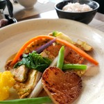 雅 - 優しいお味の和食がいただけます