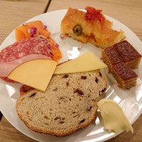 インプレイス 3-3 ヒルトン名古屋 - 