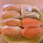 かっぱ寿司 - とろサーモン、焼きとろサーモン、サーモン、とろサーモン直火炙り