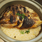 Nakameno Teppen - 鯛の土鍋飯 1180円
