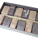 グラン・ヴァニーユ - ガナッシュとプラリネが6種類ずつ　12粒の詰合せ