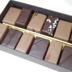 グラン・ヴァニーユ - ガナッシュとプラリネが6種類ずつ　12粒の詰合せ